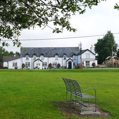 Garway Moon Inn Buitenkant foto